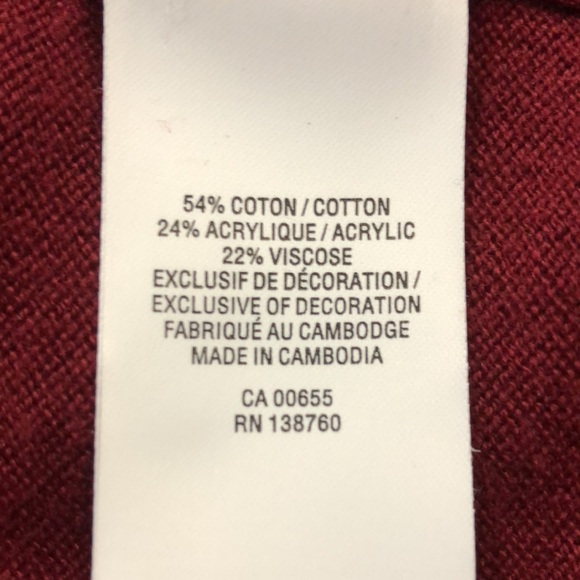 Sweater with Lace Shoulders - Picture 5 of 6